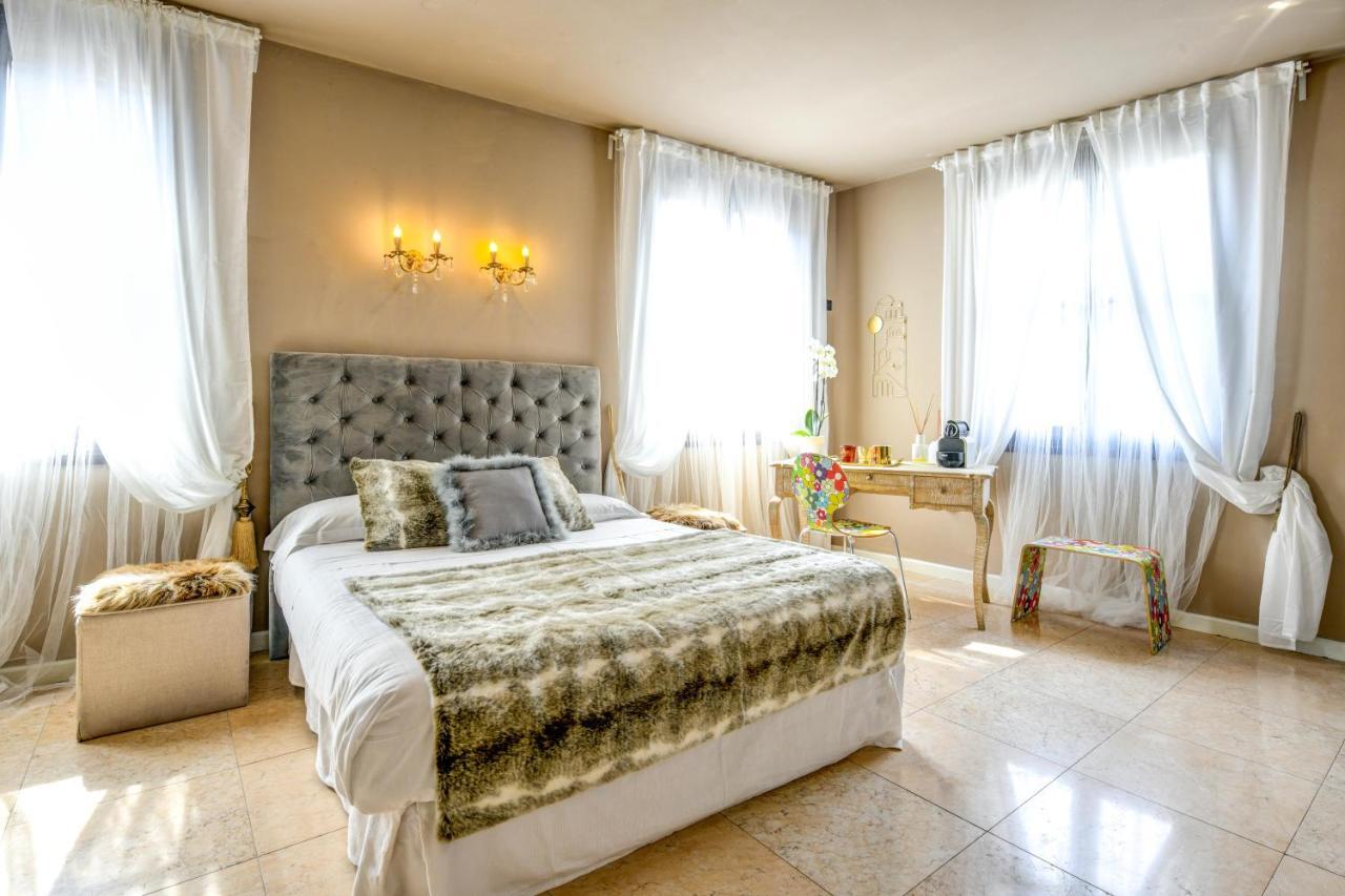 Prestige Suite Сирмионе Экстерьер фото